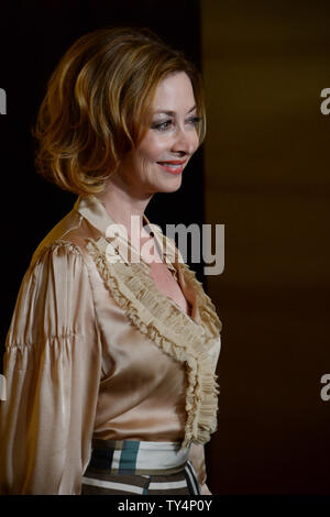 Schauspielerin Sharon Lawrence nimmt an den jährlichen Frauen im Film Crystal + Lucy Awards im Hyatt Regency Century Plaza im Century City" in Los Angeles am 11. Juni 2014. Stockfoto