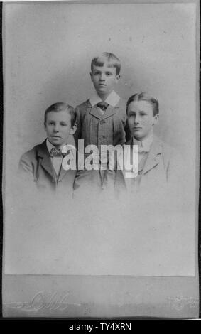 Franklin D. Roosevelt, Warren Delano Robbins, und Lyman Delano in Fairhaven, Massachusetts Stockfoto