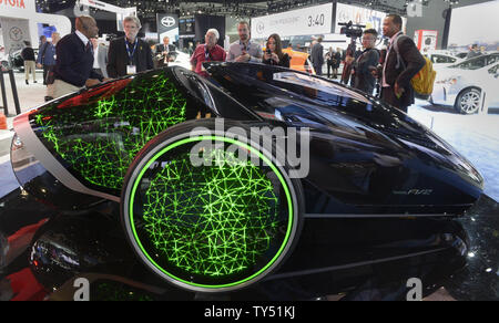 Ein Toyota FV2 Concept Car ist 2014 Los Angeles Auto Show gesehen im Convention Center in Los Angeles, Kalifornien am 19. November 2014 statt. UPI/Phil McCarten Stockfoto