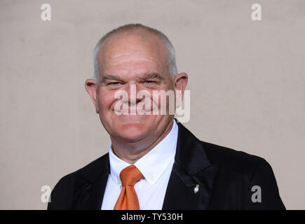 Schauspieler Mark Hadlow besucht die Premiere des Motion picture Fantasy' The Hobbit: Die Schlacht der Fünf Heere" bei TCL Chinese Theatre in Hollywood" in Los Angeles am 9. Dezember 2014. Storyline: Bilbo und die Unternehmen sind gezwungen, in einem Krieg gegen eine Reihe von Kombattanten zu engagieren und die erschreckende Smaug vom Erwerb eines Königreichs Schatz und Auslöschung allen Mittelerde halten, im dritten einer Trilogie von Filmen auf der Basis von JRR Tolkien's Roman 1937. UPI/Jim Ruymen Stockfoto
