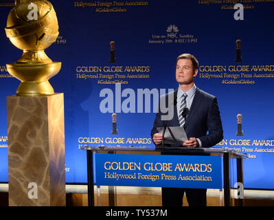 Der Schauspieler Peter Krause kündigt die Nominierungen für die 72. jährlichen Golden Globe Awards im Beverly Hilton Hotel in Beverly Hills, Kalifornien am 11. Dezember 2014. Die Gewinner werden bei der NBC-Fernsehsendung am 11. Januar 2015 bekannt gegeben. UPI/Jim Ruymen Stockfoto