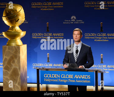 Der Schauspieler Peter Krause kündigt die Nominierungen für die 72. jährlichen Golden Globe Awards im Beverly Hilton Hotel in Beverly Hills, Kalifornien am 11. Dezember 2014. Die Gewinner werden bei der NBC-Fernsehsendung am 11. Januar 2015 bekannt gegeben. UPI/Jim Ruymen Stockfoto