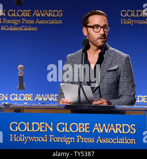 Schauspieler Jeremy Piven gibt die Nominierungen für die 72. jährlichen Golden Globe Awards im Beverly Hilton Hotel in Beverly Hills, Kalifornien am 11. Dezember 2014. Die Gewinner werden bei der NBC-Fernsehsendung am 11. Januar 2015 bekannt gegeben. UPI/Jim Ruymen Stockfoto