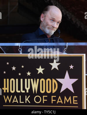 Schauspieler Ed Harris macht Kommentare während einer enthüllungsfeier ihn ehrt mit dem 2.546 th Stern auf dem Hollywood des Ruhmes in Los Angeles am 13. März 2015 laufen. Foto von Jim Ruymen/UPI Stockfoto