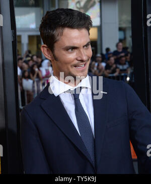 Warf Mitglied Shiloh Fernandez besucht die Premiere des Motion Picture romantischen Drama "Wir sind Freunde" an der TCL Chinese Theatre in Hollywood" in Los Angeles am 20. August 2015. Storyline: Gefangen zwischen eine verbotene Romanze und die Erwartungen an seine Freunde, aufstrebende DJ Cole Carter versucht, den Weg im Leben, die zu Ruhm und Reichtum führt zu finden. Foto von Jim Ruymen/UPI Stockfoto