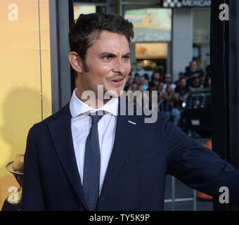 Warf Mitglied Shiloh Fernandez besucht die Premiere des Motion Picture romantischen Drama "Wir sind Freunde" an der TCL Chinese Theatre in Hollywood" in Los Angeles am 20. August 2015. Storyline: Gefangen zwischen eine verbotene Romanze und die Erwartungen an seine Freunde, aufstrebende DJ Cole Carter versucht, den Weg im Leben, die zu Ruhm und Reichtum führt zu finden. Foto von Jim Ruymen/UPI Stockfoto