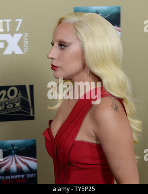 Schauspielerin/Sängerin Lady Gaga besucht die Premiere Screening der FX' amerikanischen Horror Story: Hotel "am Regal Cinemas L.A. Leben in Los Angeles am 3. Oktober 2015. Storyline: sowohl physische als auch psychische Schrecken beeinflussen ein Zerlegen Familie, Arbeiter und Bewohner einer Irrenanstalt, einem Coven von Hexen, und eine Form von Zirkus freaks in dieser Anthologie Serie, wobei der Schwerpunkt auf den Themen der Untreue, Sanity, Unterdrückung und Diskriminierung. Foto von Jim Ruymen/UPI Stockfoto