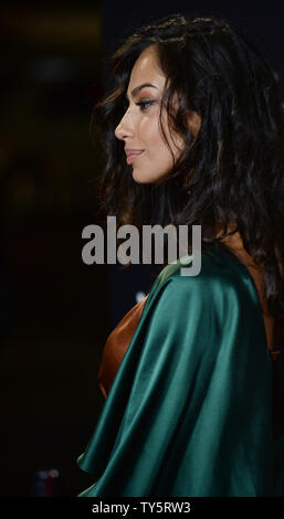 Die rumänische Schauspielerin und Model Madalina Diana Ghenea die Premiere der motion picture Drama "Jugend" an der Directors Guild Theater in Los Angeles am 17. November 2015 besucht. Storyline: Fred (Michael Caine), ein pensionierter Komponist und Dirigent, Ferien in einer Schweizer Spa mit seinem langjährigen Freund Mick (Harvey Keitel). Als Mick Handwerk was kann seine endgültige Drehbuch, Fred ist die Möglichkeit gegeben, für die Königin. Foto von Jim Ruymen/UPI Stockfoto