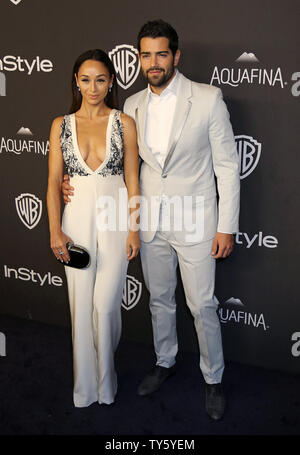 Cara Santana (L) und Jesse Metcalfe besucht die 17. jährliche InStyle und Warner Bros. Golden Globe nach-Party im Beverly Hilton Hotel in Beverly Hills, Kalifornien am 10. Januar 2016. Foto von David Silpa/UPI Stockfoto