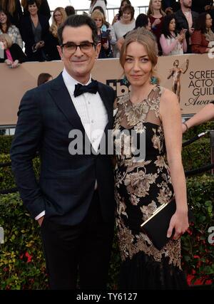 Schauspieler Ty Burrell, Links, und Holly Burrell die 22. jährliche Screen Actors Guild Awards teilnehmen im Shrine Auditorium & Expo Hall in Los Angeles, Kalifornien am 30. Januar 2016. Foto von Jim Ruymen/UPI Stockfoto