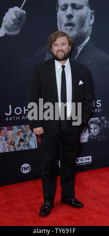 Schauspieler Haley Joel Osment besucht American Film Institute 44 Life Achievement Award Gala zu Ehren Komponist John Williams bei der Dolby Theatre in Hollywood" in Los Angeles am 9. Juni 2016. Über sechs Jahrzehnten in Hollywood, Williams hat einige der unvergesslichen Musik in der Filmgeschichte geschrieben. Seine 100-plus-Funktionen erworben haben 50 Academy Award Nominierungen (was ihn am meisten Nominierten lebenden Person) und gewann fünf Mal. Williams empfing auch 22 Grammys, sieben BAFTAs, fünf Emmys, vier Golden Globes, ein Kennedy Center Ehre und die National Medal of Arts. Und dann gibt es jene Stockfoto