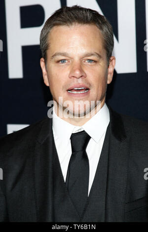 Warf Mitglied Matt Damon besucht die Premiere des Motion picture Thriller 'Jason Bourne' im Caesars Palace in Las Vegas, Nevada am 18. Juli 2016. Storyline: Jason Bourne, jetzt daran zu erinnern, wer er wirklich ist, versucht, versteckte Wahrheiten über seine Vergangenheit aufzudecken. Foto von James Atoa/UPI Stockfoto