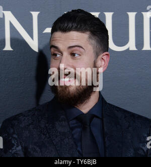 Warf Mitglied Toby Kebbell besucht die Premiere des Motion picture Drama 'Ben Hur' bei TCL Chinese Theatre in Hollywood" in Los Angeles zum 16. August 2016. Handlung: Die epische Geschichte von Juda Ben-Hur (Jack Huston), ein Prinz fälschlicherweise der Verrat durch seine angenommenen Bruder beschuldigt, ein Offizier der römischen Armee. Nach Jahren auf See, Juda kehrt in seine Heimat zurück, um Rache zu suchen, sondern findet die Erlösung. Foto von Jim Ruymen/UPI Stockfoto