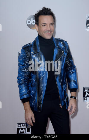 Stylist George Kotsiopoulos kommt für die American Music Awards 2016 bei Microsoft Theater in Los Angeles am 20 November, 2016 statt. Foto von Jim Ruymen/UPI Stockfoto