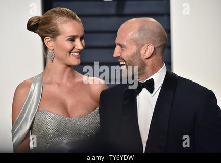 Jason Statham und Rosie Huntington-Whiteley nehmen an der Vanity Fair Oscar Party im Wallis Annenberg Center für Darstellende Künste in Beverly Hills, Kalifornien am 26. Februar 2017. Foto von Christine Kauen/UPI Stockfoto