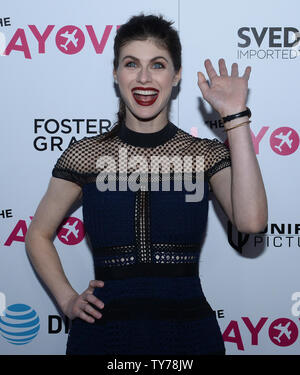 Warf Mitglied Alexandra Daddario besucht die Premiere der Komödie "Der Layover' am ArcLight Hollywood Kino Dome im Abschnitt von Los Angeles am 23 August, 2017. Handlung: Zwei Freunde gehen auf eine Reise zusammen. Foto von Jim Ruymen/UPI Stockfoto