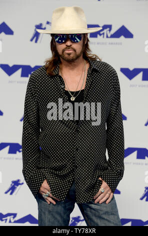 Billy Ray Cyrus kommt für die 34. jährlichen MTV Video Music Awards im Forum in Inglewood, Kalifornien am 27. August 2017. Foto von Jim Ruymen/UPI Stockfoto