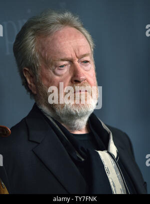 Regisseur Ridley Scott besucht die Weltpremiere von "alles Geld der Welt' an der Samuel Goldwyn Theater in Beverly Hills am 18. Dezember 2017. Foto von Chris Kauen/UPI Stockfoto