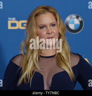 Schauspieler Amy Schumer erscheint Backstage in der Presse während der 70. jährlichen Directors Guild of America Awards im Beverly Hilton Hotel in Beverly Hills, Kalifornien am 3. Februar 2018. Foto von Jim Ruymen/UPI Stockfoto