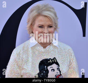 Warf Mitglied Candice Bergen besucht die Premiere der Komödie "Book Club" im Regency Dorf Theater im Westwood Abschnitt von Los Angeles am 6. Mai 2018. Handlung: Vier Freunde haben ihr Leben für immer nach dem Lesen 50 Schattierungen von Grau in ihren monatlichen Book Club geändert. Foto von Jim Ruymen/UPI Stockfoto