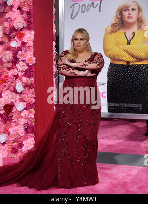 Ensemble Rebel Wilson besucht die Premiere der romantischen motion picture Komödie' Ist es nicht romantisch' am Theater im Ace Hotel in der Innenstadt von Los Angeles am 11. Februar 2019. Handlung: Eine junge Frau desillusioniert mit Liebe auf mysteriöse Weise findet sich in einer romantischen Komödie gefangen. Foto von Jim Ruymen/UPI Stockfoto