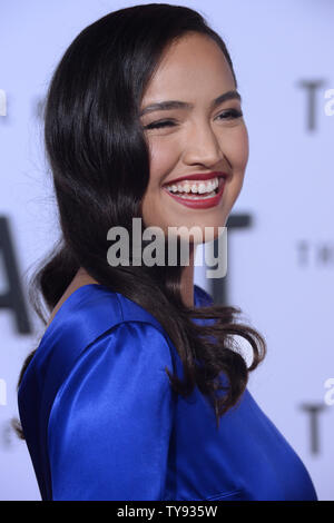 Warf Mitglied Gnade Taube besucht die Premiere des Motion picture Western Thriller "Der Wiedergänger" bei TCL Chinese Theatre in Hollywood" in Los Angeles am 16. Dezember 2015. Handlung: In den 1820er Jahren einem frontiersman namens Hugh Glass legt auf dem Weg der Rache gegen diejenigen, die ihn für tot nach einem Bären Übel zurichten. Foto von Jim Ruymen/UPI Stockfoto