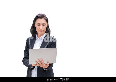 Frau Ingenieur mit Laptop auf weißem Hintergrund Stockfoto