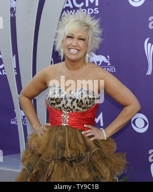 Sänger Tobi Lee von Mustang Sally kommt an der 48. jährlichen Academy der Country Music Awards im MGM Hotel in Las Vegas, Nevada am 7. April 2013. UPI/David Becker Stockfoto