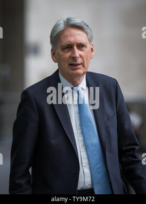 Gäste kommt bei der BBC für die Andrew Marr Show, London, UK mit: Philip Hammond Wo: London, Großbritannien Wann: 26. Mai 2019 Credit: Wheatley/WANN Stockfoto