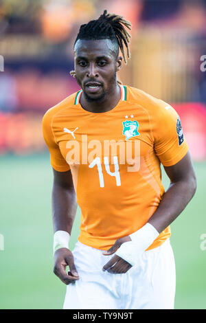 Kairo, Ägypten, 24. Juni: Jonathan Adjo Kodjia von Côte d'Ivoire während der 2019 Afrika Cup der Nationen 3D/3D Match zwischen Côte d'Ivoire und Südafrika an al-salam Stadion am 24. Juni 2019 in Kairo, Ägypten. (Foto von Sebastian Frej/MB Medien) Stockfoto