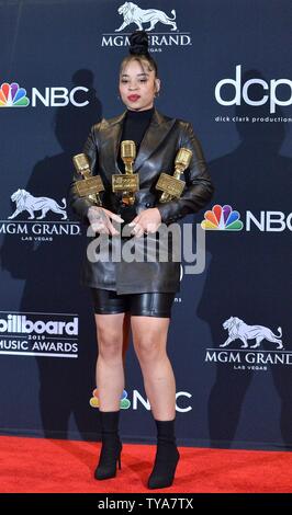 Ella Mai erscheint hinter der Bühne, nachdem er den Preis für die Top R&B Künstler während der 2019 Billboard Music Awards im MGM Grand Garden Arena in Las Vegas, Nevada am 1. Mai 2019. Foto von Jim Ruymen/UPI Stockfoto