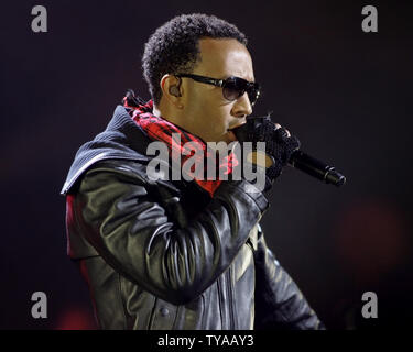 John Legend wird in Konzert in der RIMAC Arena auf dem Campus der Universität von Kalifornien, San Diego, in La Jolla, Kalifornien am 16. Januar 2009. Die Leistung des Legende an der UCSD ist Teil seiner 'Evolver' World Tour. (UPI Foto/Roger Williams). Stockfoto