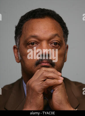 Us-Politiker Reverend Jesse Jackson liefert eine Adresse auf die Bedeutung des Schwarzen Abstimmung in Großbritannien am 9. März in London 2005. Der ehemalige Präsidentschaftskandidat unterstützt die Operation "schwarze Stimme" die schwarze Stimme in Großbritannien bevorstehenden allgemeinen Wahlen zu fördern. (UPI Foto/Hugo Philpott) Stockfoto