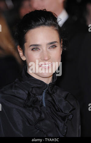 Die amerikanische Schauspielerin Jennifer Connelly besucht die Europäische Premiere von 'Blood Diamond' im Odeon, Leicester Square in London am 23. Januar 2007. (UPI Foto/Rune Hellestad) Stockfoto