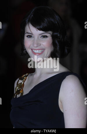 Die britische Schauspielerin Gemma Arterton besucht die Weltpremiere des t Trinian's" im Empire, Leicester Square in London am 10. Dezember 2007. (UPI Foto/Rune Hellestad) Stockfoto