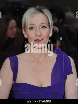 Britische Autorin JK Rowling besucht die "British Book Awards" am Grosvenor House in London am 9. April 2008. (UPI Foto/Rune Hellestad) Stockfoto