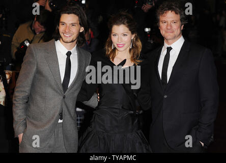 Die amerikanische Schauspielerin Jessica Biel und der britische Schauspieler Ben Barnes (L) und Colin Firth an der Premiere von "Easy Virtue" bei der Times BFI London Film Festival im Odeon West End, den Leicester Square in London am 28. Oktober 2008. (UPI Foto/Rune Hellestad) Stockfoto