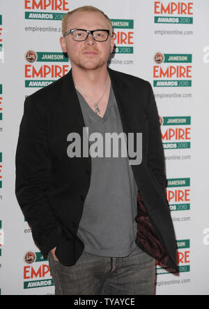 Der britische Schauspieler Simon Pegg besucht "Empire Awards" im Grosvenor Hotel in London am 28. März 2010. UPI/Rune Hellestad Stockfoto