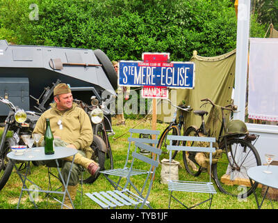 SAINTE MERE, Normandie, Frankreich - Juni 06., 2019. D Tag 75 Geburtstag der französischen Befreiung durch die alliierten Länder. Zeremonie, was amerikanische, britische, daran erinnern, Stockfoto