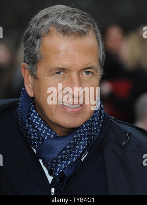 Peruanische Fotograf Mario Testino besucht "Burberry Prorsum" Herbst/Winter Modenschau zeigen auf der Fashion Week in London am 21. Februar 2011. UPI/Rune Hellestad Stockfoto