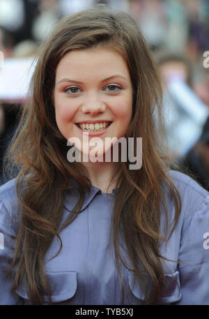 Britische Schauspielerin Georgie Henley besucht die "National Movie Awards" in der Wembley Arena in London am 11. Mai 2011. UPI/Rune Hellestad Stockfoto