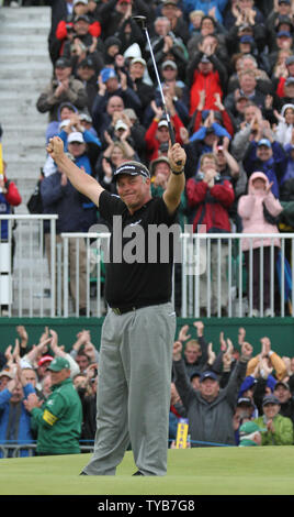 Nordirlands Darren Clarke feiert 140. Öffnen Sie den Gewinn der Meisterschaft in Royal St. Georges Golf Club Sandwich, England am Sonntag, 17. Juli 2011. UPI/Hugo Philpott Stockfoto