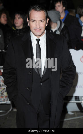 Französischen Schauspieler Jean Dujardin nimmt "Critics Circle Awards" in London am 19. Januar 2012. UPI/Rune Hellestad Stockfoto