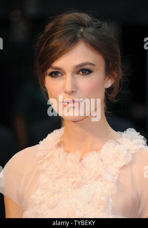 Englische Schauspielerin Keira Knightley besucht die Weltpremiere von "Anna Karenina" im Odeon Leicester Square in London am 4. September 2012. UPI/Paul Treadway.. Stockfoto