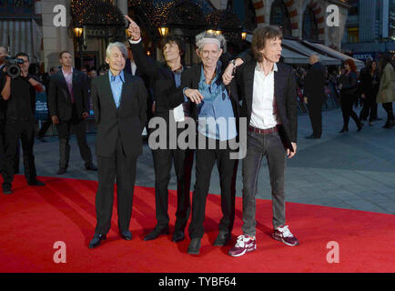 Charlie Watts, Ronnie Wood, Keith Richards und Mick Jagger von der englischen Band The Rolling Stones besuchen die Premiere von "Crossfire Hurricane' während des 56. BFI London Film Festival, das Odeon Leicester Square in London am 18. Oktober 2012. UPI/Paul Treadway.. Stockfoto