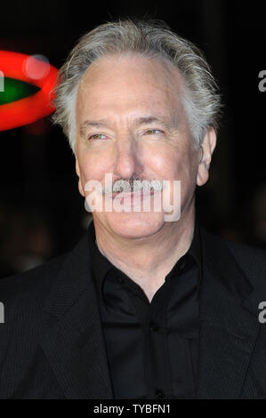 Englisch Schauspieler Alan Rickman besucht die Weltpremiere von "Gambit" im Empire Kino in London am 7. November 2012. UPI/Paul Treadway.. Stockfoto
