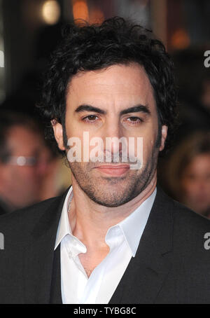 Englisch Schauspieler Sacha Baron Cohen besucht die Weltpremiere von "Les Miserables" im Odeon Leicester Square in London am 5. Dezember 2012. UPI/Paul Treadway Stockfoto