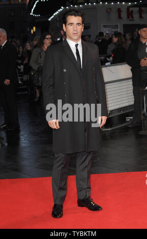 Irische Schauspieler Colin Farrell nimmt an der 57. Tagung der London Film Festival Closing Night Gala Weltpremiere von kaputtsparen redet Herr Banken bei der Odeon Leicester Square in London am 20. Oktober 2013. UPI/Paul Treadway Stockfoto