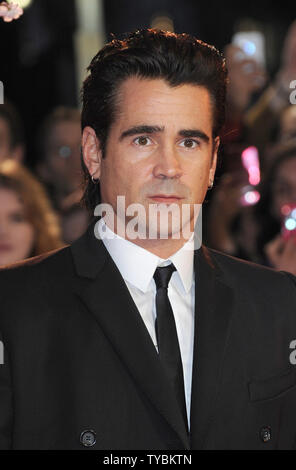 Irische Schauspieler Colin Farrell nimmt an der 57. Tagung der London Film Festival Closing Night Gala Weltpremiere von kaputtsparen redet Herr Banken bei der Odeon Leicester Square in London am 20. Oktober 2013. UPI/Paul Treadway Stockfoto