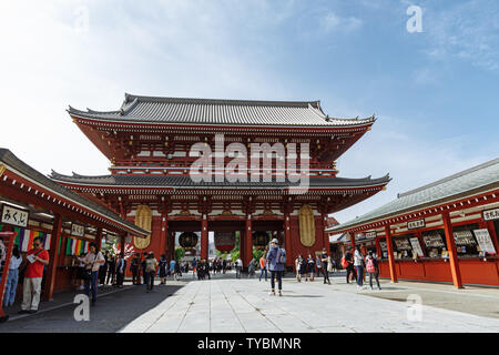 Toyo, Japen - April, 25, 2019: Die Gegend ist berühmt für die Senso-ji buddhistischen Tempel Stockfoto